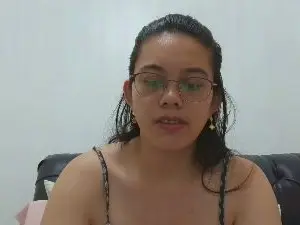 Cam4 Sex Chat of simplesyndyxx