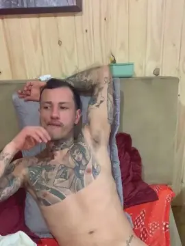 Cam4 Live Sex Cam of Gibigs0