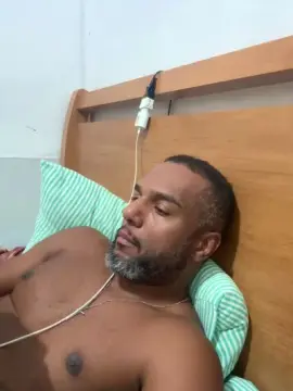 Cam4 Watch Live Sex Cams of Pretocariocahot