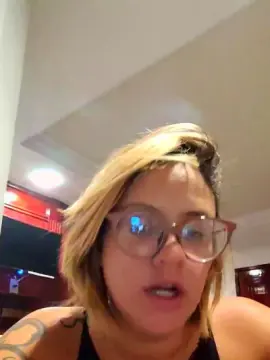 Cam4 Free Live Porn of Giosexy18