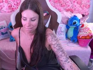 Cam4 Watch Live Sex Cams of IsabellaFoxyy