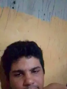 Cam4 Free Live Porn of carlosed19