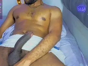 Cam4 Watch Live Sex Cams of bbcblackhot33