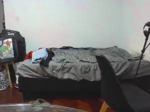Cam4 Free Live Porn of pequeboy_hot