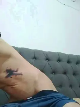 Cam4 Watch Live Sex Cams of fighterguy1