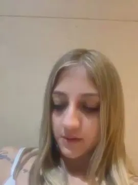 Cam4 Live Sex Cam of Jazblondebaby