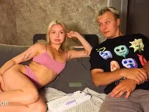 Cam4 Nude Webcam of Rebecca_David
