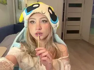 Cam4 Best live sex cam show of YvoneFly