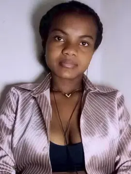 Cam4 Free Porn Cam of mialisoa3