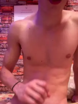 Cam4 Watch Live Sex Cams of ggcazzograndee
