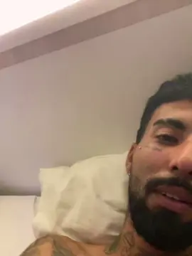 Cam4 Live Sex of Kellrayan
