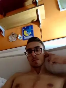 Cam4 Live Sex Cam of cazzoduro633xx3