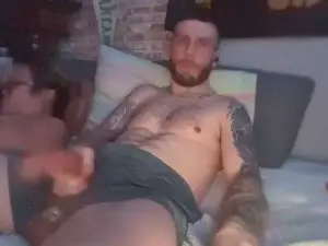 Cam4 Free Live Porn of reallygoated95