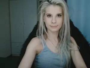 Cam4 Sex Cam of KristineSensual
