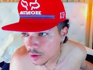 Cam4 Sex Cam of Briian__
