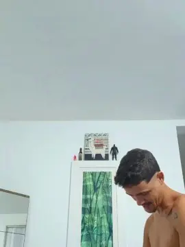 Cam4 Live Sex Cam of Levi_Henrique