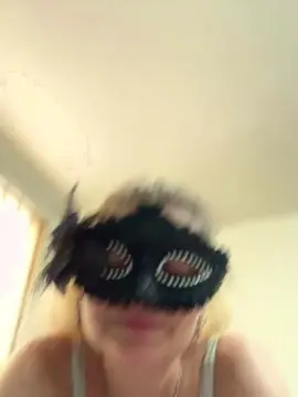 Cam4 Live Porn of LoveLola26