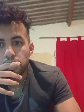 Cam4 Adult Webcam of Guas01