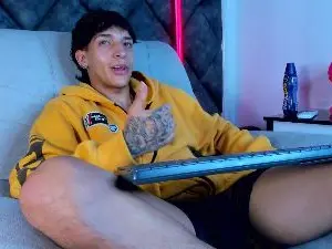 Cam4 Nude Webcam of KroyWave
