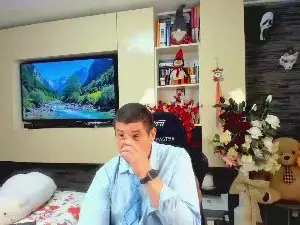 Cam4 Private Sex Chat of CRISSETAN