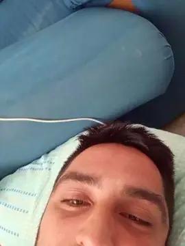 Cam4 Free Live Porn of tusmorbosos3