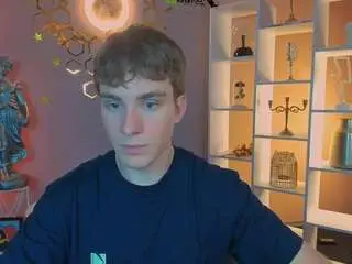 Camsoda Free Porn Cam of colin-storm