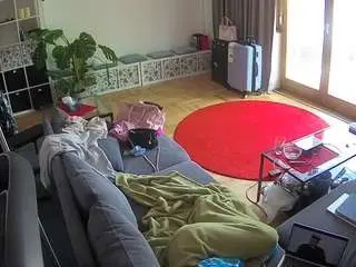 Camsoda Live Sex Cam of voyeurcam-julmodels-living-4