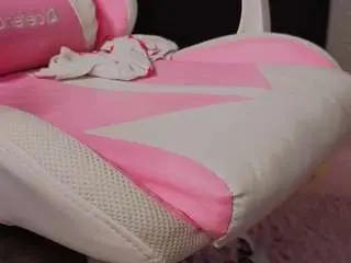 Camsoda Free Porn Cam of hi-kitti