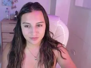 Camsoda Best Webcam of miia-thompson-1