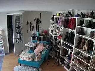 Camsoda Live Sex Cam of voyeurcam-missoliviablack-03