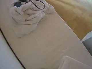 Camsoda Live Sex of voyeurcam-julmodels-greybed-2