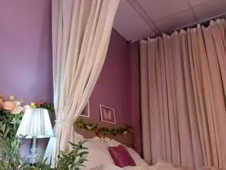 Camsoda Adult Webcam of dearly-emily