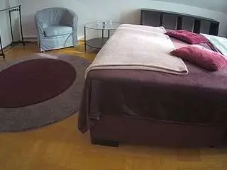 Camsoda Live Porn of voyeurcam-julmodels-whitebed-6