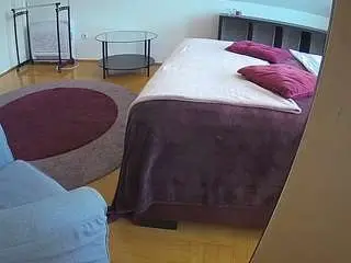 Camsoda Private Sex Chat of voyeurcam-julmodels-whitebed-6