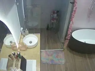 Camsoda Free Porn Cam of voyeurcam-casa-salsa-bathroom-6