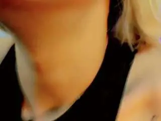 Camsoda Adult Video Chat of alessa-mullen