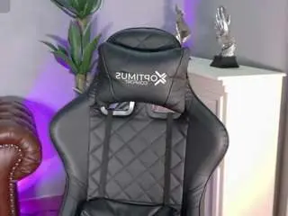 Camsoda Sex Chat of emiilieevaans