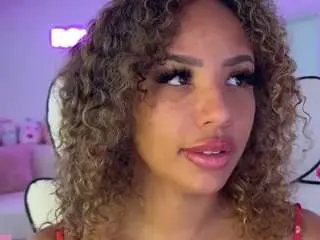 Camsoda Free Porn Cam of romyindyxxx