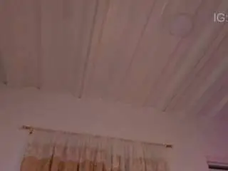 Camsoda Sex Cam of annie-barozzi