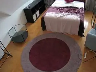 Camsoda Sex Chat of voyeurcam-julmodels-whitebed-1