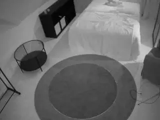 Camsoda Sex Cam of voyeurcam-julmodels-whitebed-1