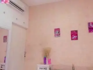 Camsoda Watch Live Sex Cams of saraa-colliins