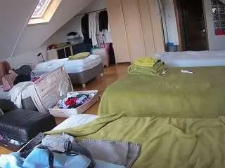 Camsoda Live Porn of voyeurcam-julmodels-bed-3