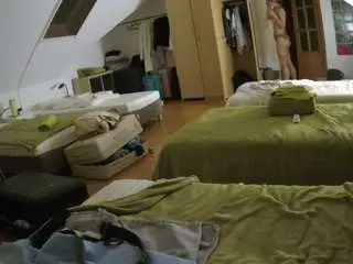 Camsoda Watch Live Sex Cams of voyeurcam-julmodels-bed-3