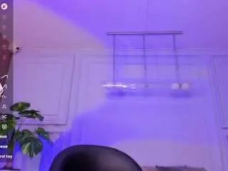 Camsoda Private Sex Chat of keytin-thomson
