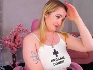 Camsoda Live Sex Cam of nelly-lamb