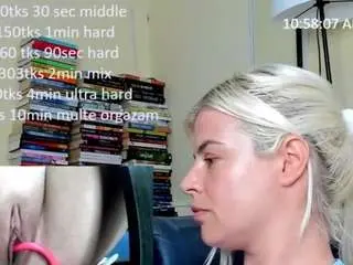 Camsoda Free Porn Cam of queenofthenighttt