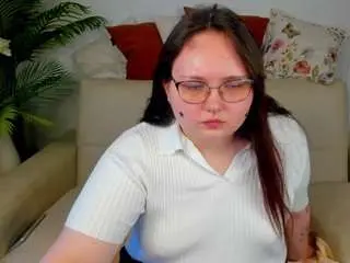 Camsoda Live Sex Cam of nikki-glow