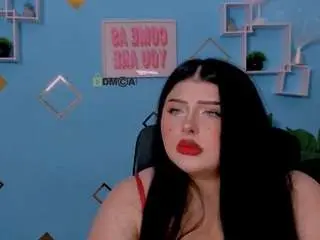 Camsoda Sex Chat of amanda-striking