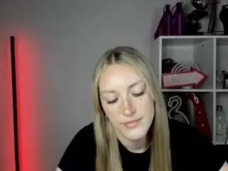 Camsoda Live Sex of evelynblond